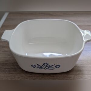 Vintage CORNING WARE Cornflower 1 1/2 QT P-1 1/2-B, MADE IN U.S.A.